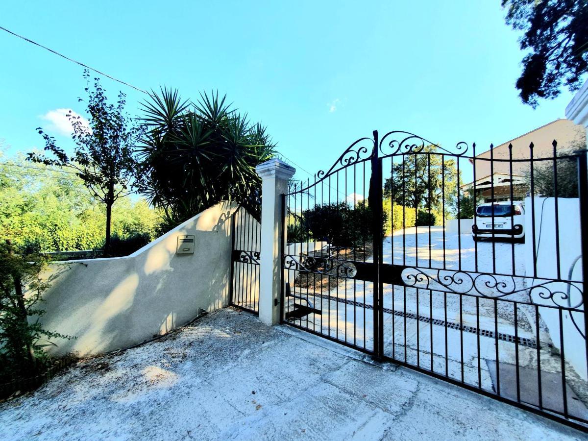 Apartment Petit Paradis Collobrieres